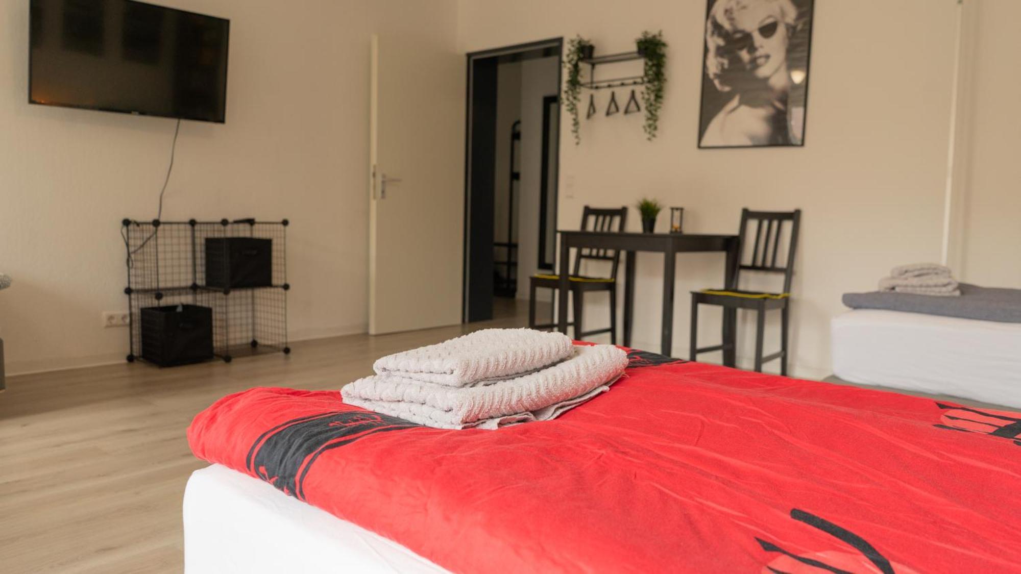 2 Zimmer Wohnung In Hanower Zewnętrze zdjęcie